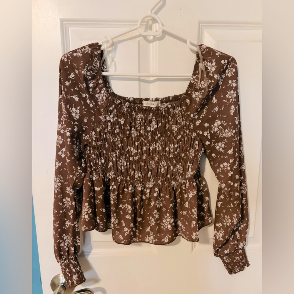 Super trendy top